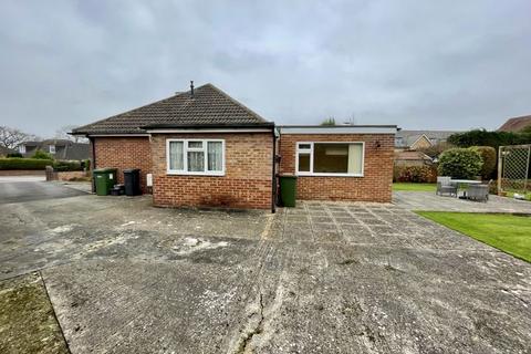 3 bedroom detached bungalow for sale, Beverley Gardens, Bursledon, SO31