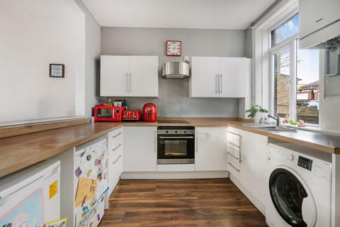 2 bedroom terraced house for sale, Shore Road, Littleborough, OL15 9LG