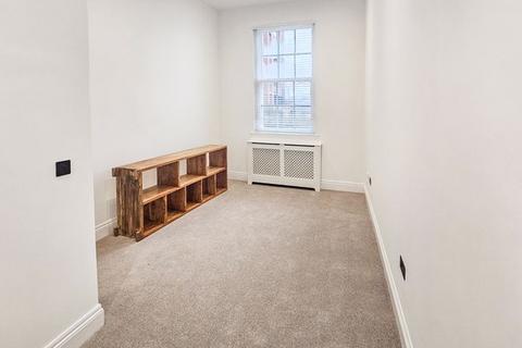 1 bedroom apartment to rent, Kings Court, Commerce Square, Nottingham, NG1 1HS