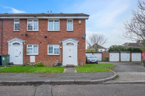 2 bedroom end of terrace house for sale, Verwood Road, Harrow