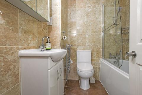 2a Verwood Road, Harrow, HA2 6LD