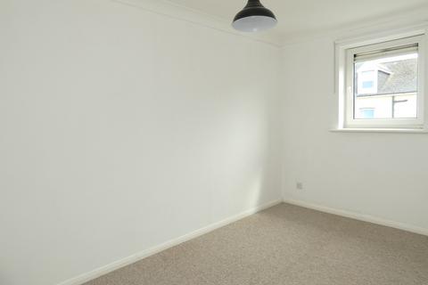 1 bedroom property to rent, Langney Road