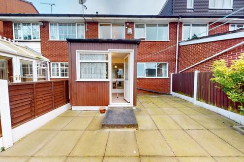 4 bedroom terraced house to rent, Raddlebarn Road, Selly Oak, Birmingham B29 6HQ