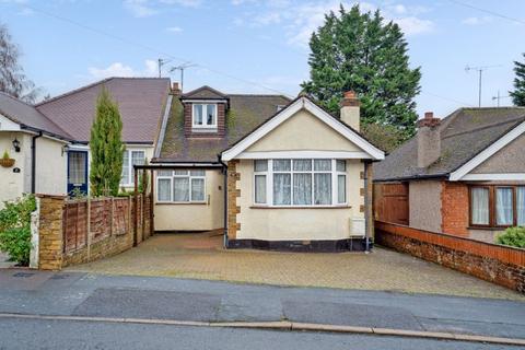 4 bedroom semi-detached bungalow for sale, Warwick Way, Rickmansworth WD3