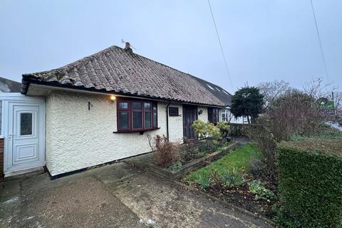 2 bedroom bungalow to rent, Dorket Drive, NG8