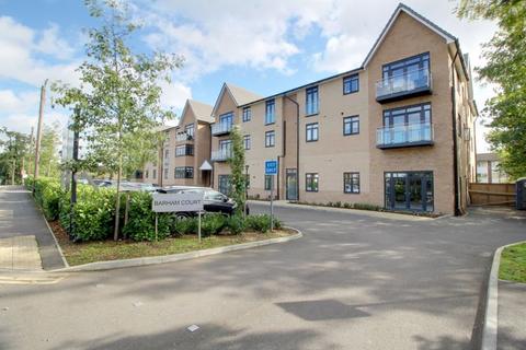 2 bedroom apartment to rent, Station Road, Cuffley EN6