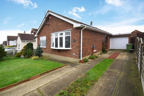 3 bedroom bungalow for sale, Seathorpe Avenue, Minster