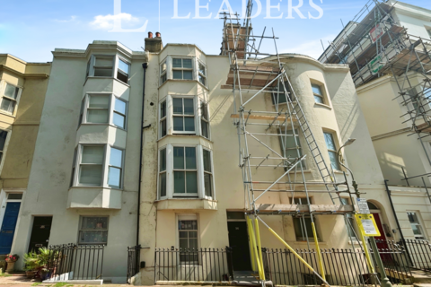 1 bedroom apartment to rent, Western Street, BN1