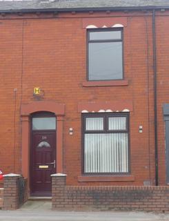 2 bedroom terraced house to rent, Shaw Road, Oldham OL2