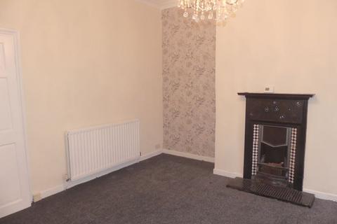 2 bedroom terraced house to rent, Shaw Road, Oldham OL2