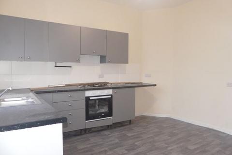 2 bedroom terraced house to rent, Shaw Road, Oldham OL2