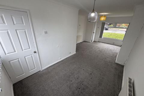 3 bedroom terraced house to rent, Thirlmere Avenue, Horwich