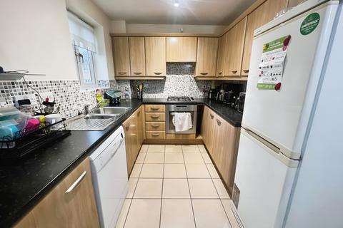 3 bedroom townhouse to rent, Blackberry Way, Pontprennau