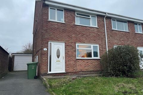 3 bedroom semi-detached house to rent, Cookfield, DE56