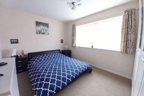 2 bedroom apartment to rent, Winchfield Drive, Birmingham