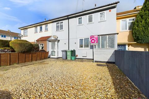 3 bedroom terraced house to rent, Redwell Road, Gloucester GL4