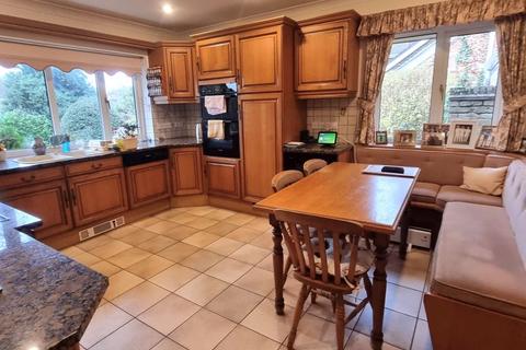 3 bedroom detached house for sale, Highfield, Chalfont St. Giles