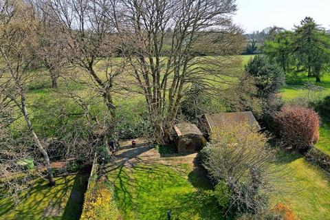 3 bedroom detached house for sale, Highfield, Chalfont St. Giles