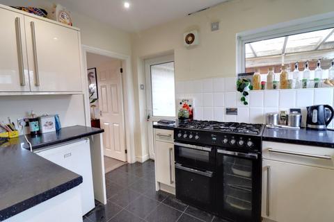 3 bedroom semi-detached house for sale, Doxey Fields, Stafford ST16