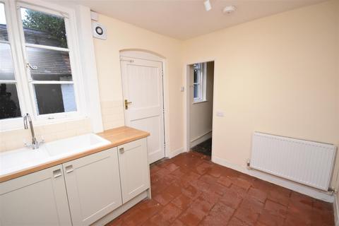 3 bedroom semi-detached house to rent, Raby Mere Road, Raby