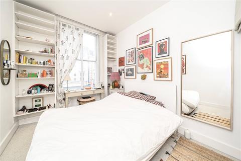 3 bedroom apartment for sale, London SW8