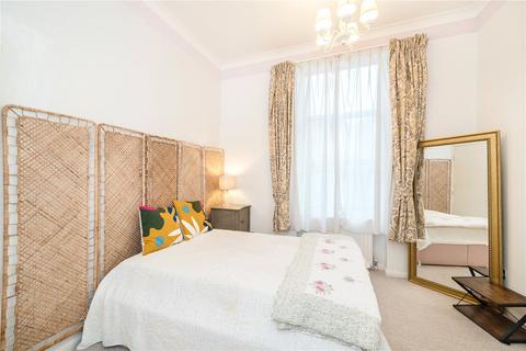 2 bedroom apartment to rent, London W9