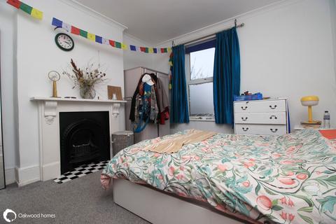 1 bedroom flat for sale, Godwin Road, Cliftonville