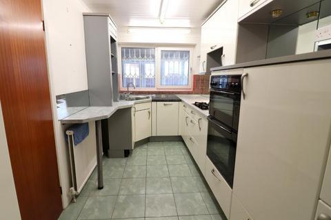 2 bedroom bungalow for sale, Luton LU2