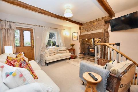 4 bedroom cottage for sale, Avenue Road, Hurst Green, BB7 9QB