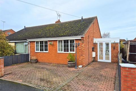 2 bedroom semi-detached bungalow for sale, Castlefields, Leominster, Herefordshire, HR6 8BG