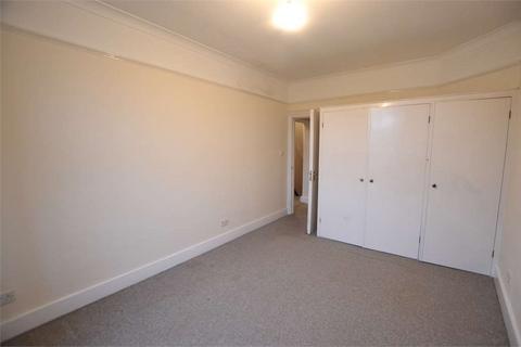 2 bedroom flat for sale, SE3