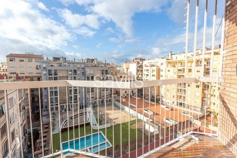 3 bedroom penthouse, Flat For Sale In Eixample, Eixample, Barcelona