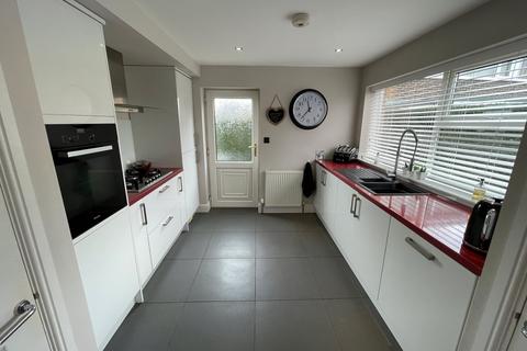 3 bedroom semi-detached house to rent, Coppice Rise, Harrogate, North Yorkshire, HG1