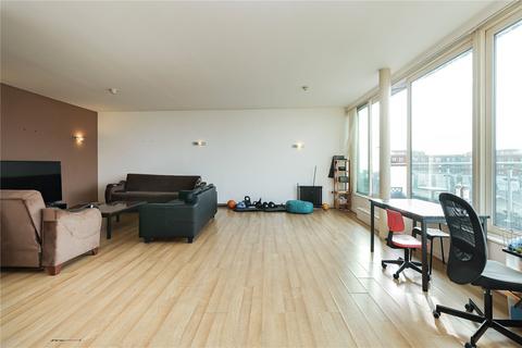 3 bedroom apartment for sale, Hopton Road, Royal Arsenal SE18