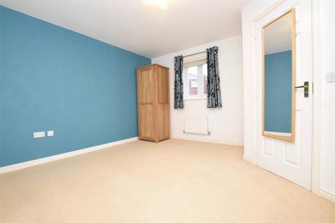 2 bedroom semi-detached house to rent, Gamecock Close, Gloucester GL3