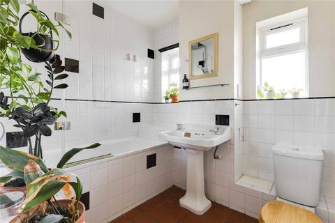 Flat 19, Sloane House Loddiges Road, London, E9 7NR