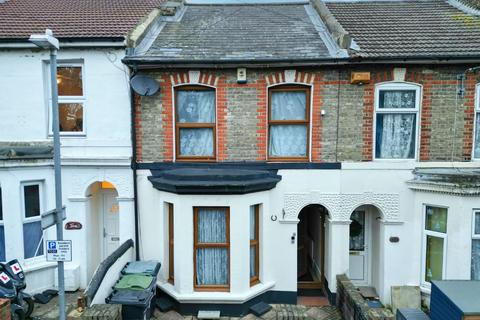 3 bedroom terraced house for sale, Prospect Grove, Gravesend, Kent, DA12