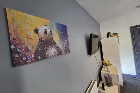 undefined, HMO Room 2, Rockingham Road