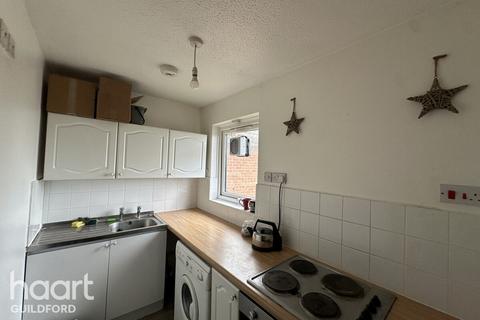 1 bedroom flat to rent, Ashbury Crescent, Surrey