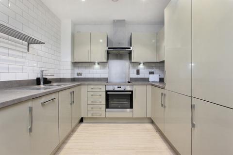 2 bedroom flat to rent, Lucent House, Wandsworth SW18