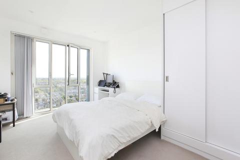 2 bedroom flat to rent, Mapleton Crescent, London SW18