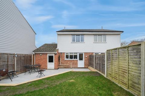 2 bedroom semi-detached house for sale, Rayfield Close, Dunmow CM6