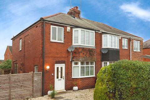 3 bedroom semi-detached house for sale, Springfield Avenue, West Yorkshire WF11