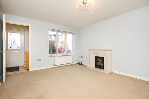 3 bedroom semi-detached house to rent, Forrester Court, Wakefield WF3