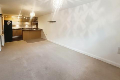 2 bedroom apartment to rent, Lawnhurst Avenue, Manchester M23