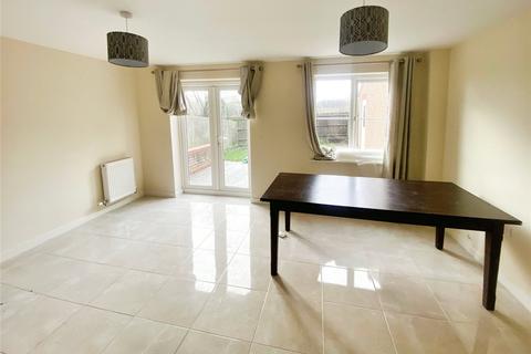 4 bedroom detached house to rent, Slade Close, Braunstone LE3