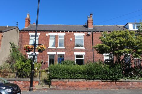 4 bedroom house to rent, Main Street, Leeds LS15