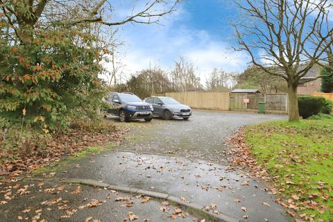 18 Cabot Grove, Wolverhampton, WV6 7TQ