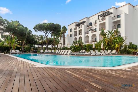 3 bedroom apartment, Albufeira,  Algarve