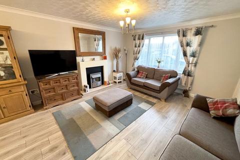 7 Cannock Close, Ellistown, Coalville, LE67 1EX